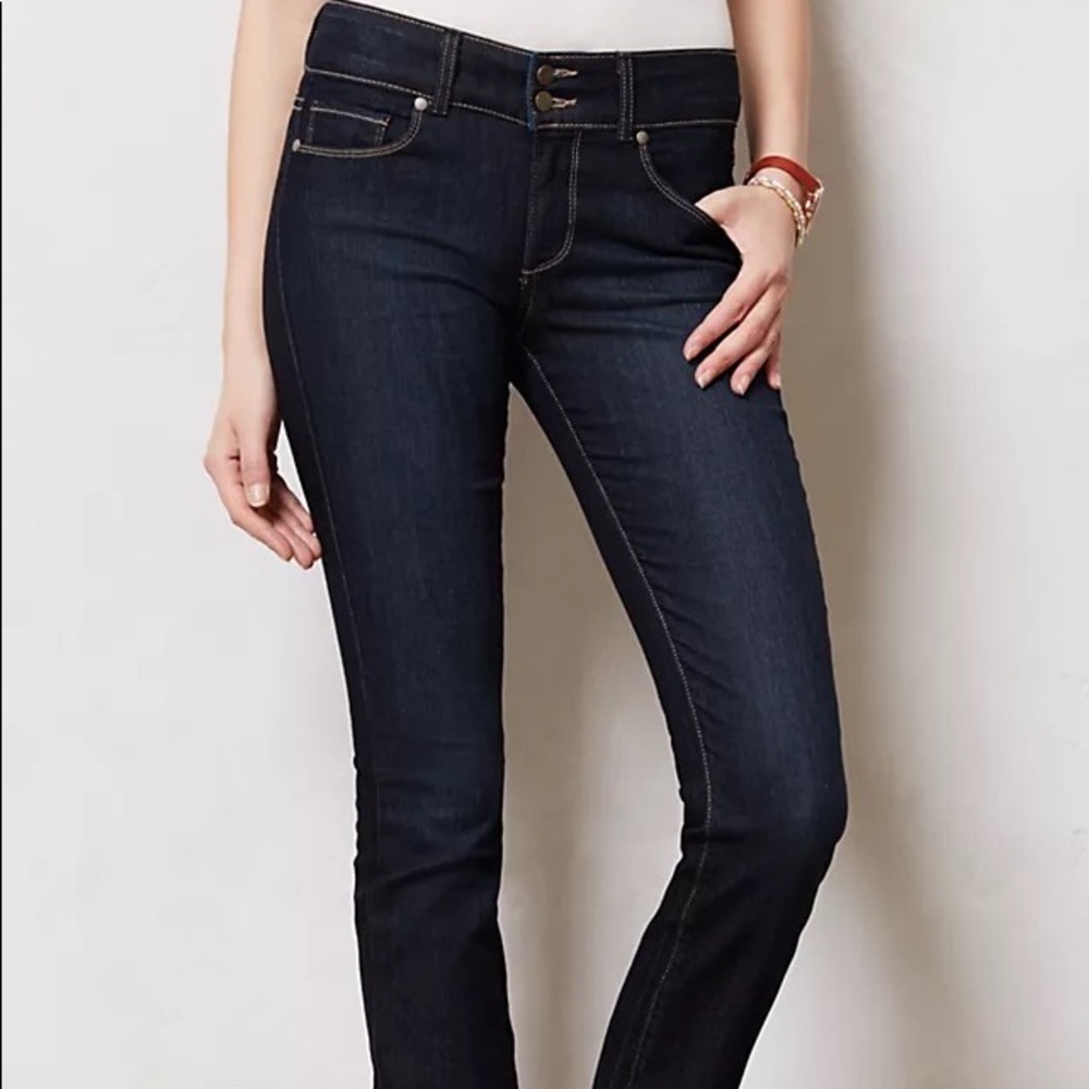 Paige Hidden Hills Straight Leg Jeans in size 27. Dark Wash.